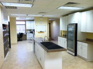 Grand Valley Animal Hospital surgical pet prep area